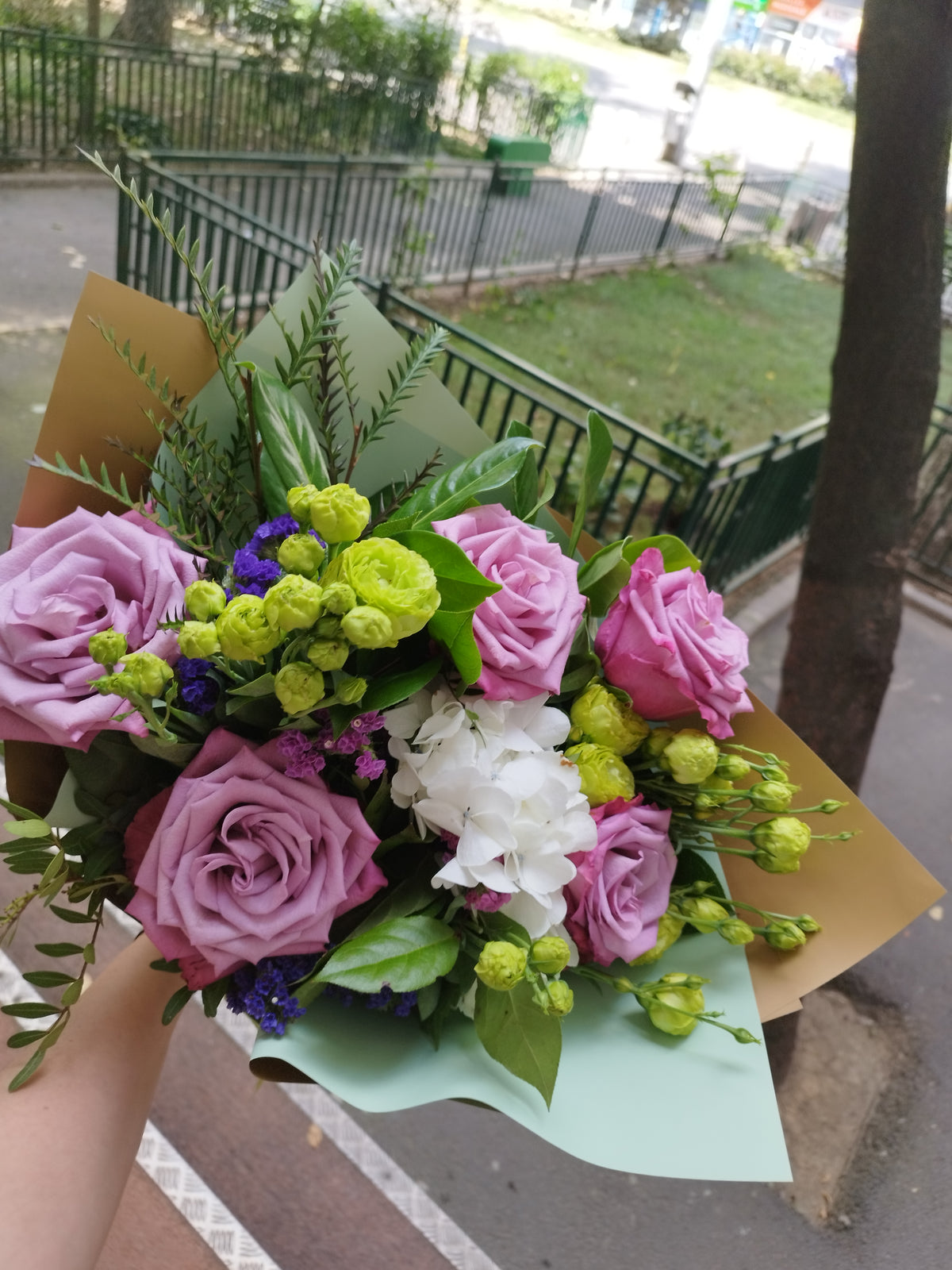 Buchet Trandafiri Mov
